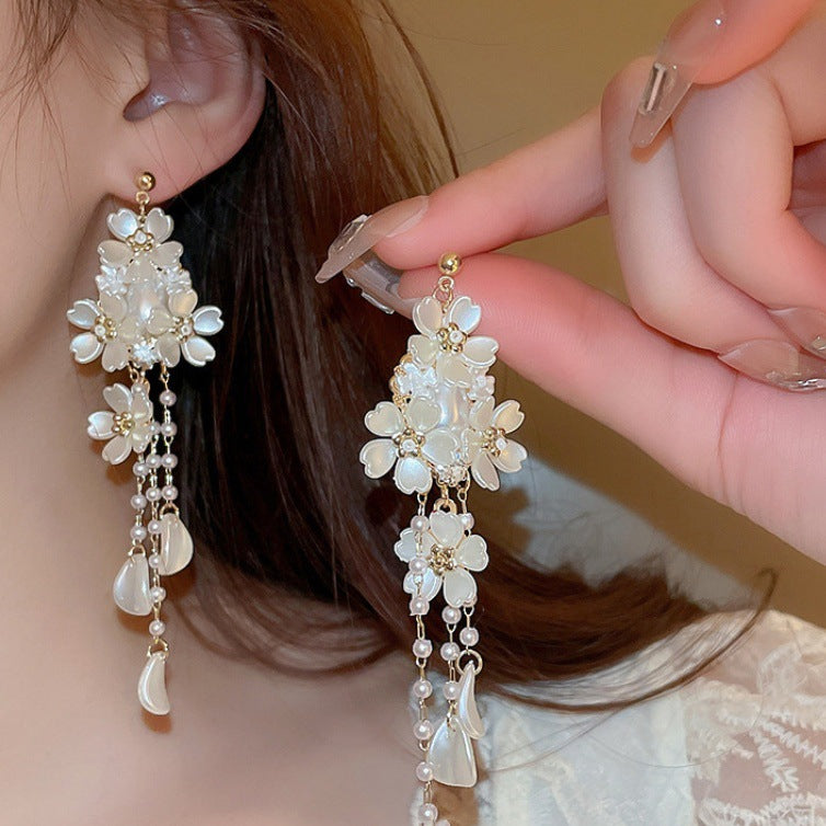 Light Luxury Flower Tassel Earrings Light Luxury